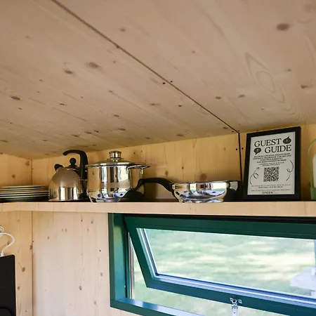 Sleep Space 1 - Green&tiny Spot Rehburg Schafweide